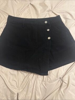 Classic Black Button-Front Women's Skort